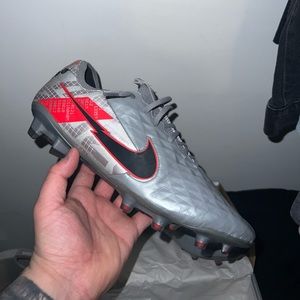 Nike Tiempos size 10